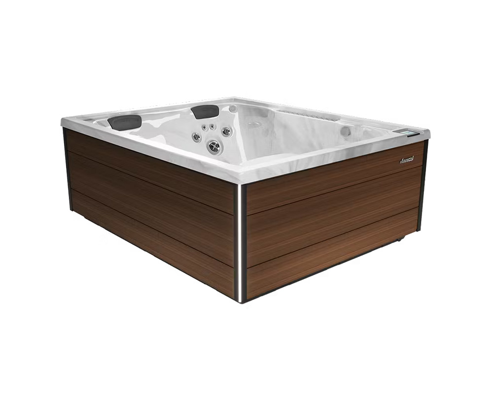 backyard J404L Jacuzzi hot tub retreat Beloit WI